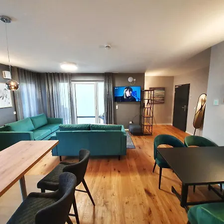 Erasmus Lodge - Ferienwohnungen zum Wohlfühlen Trassem Exterior foto